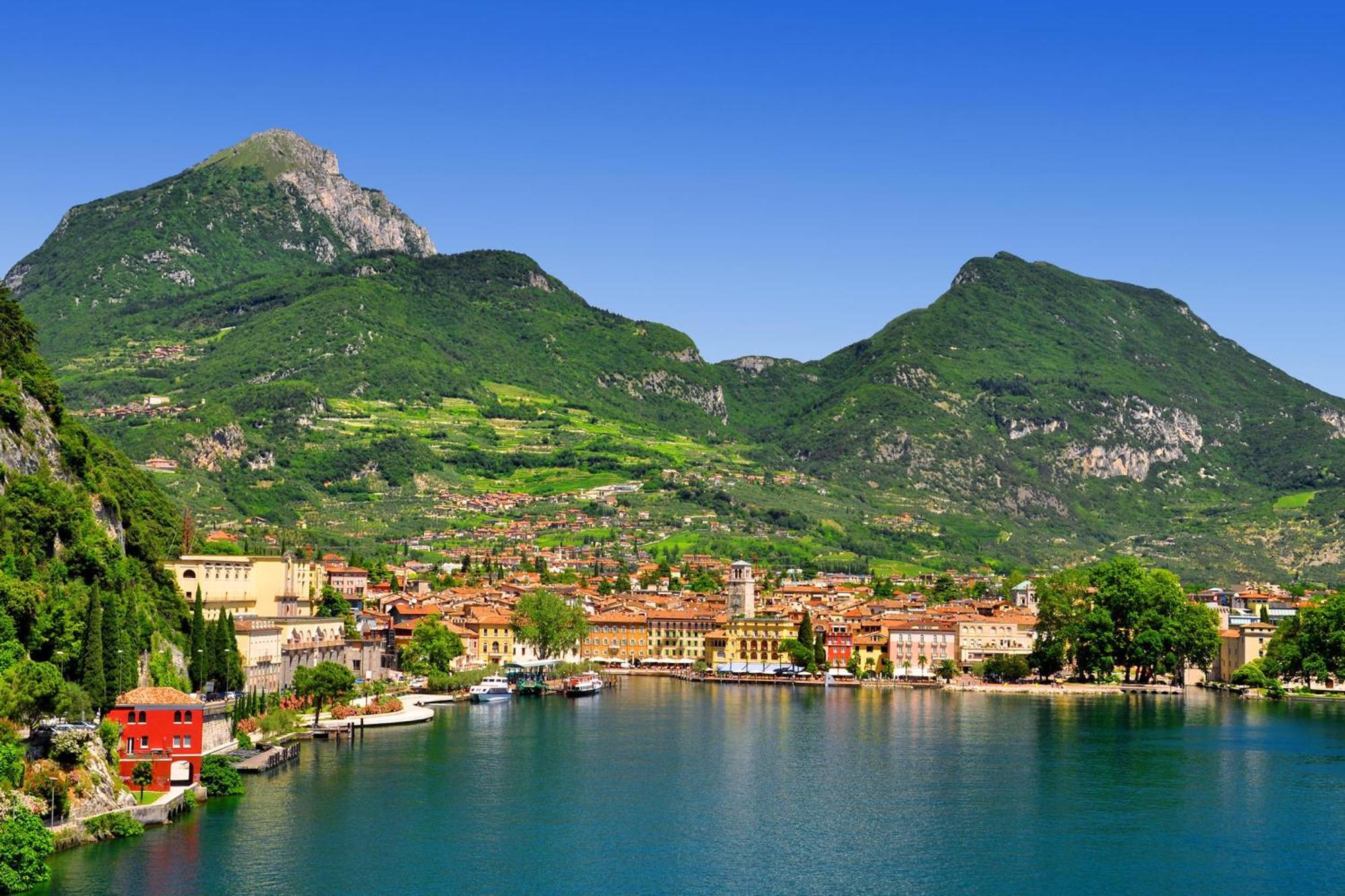 Lake View Historical Center Apartment - Happy Rentals Riva del Garda Exterior foto