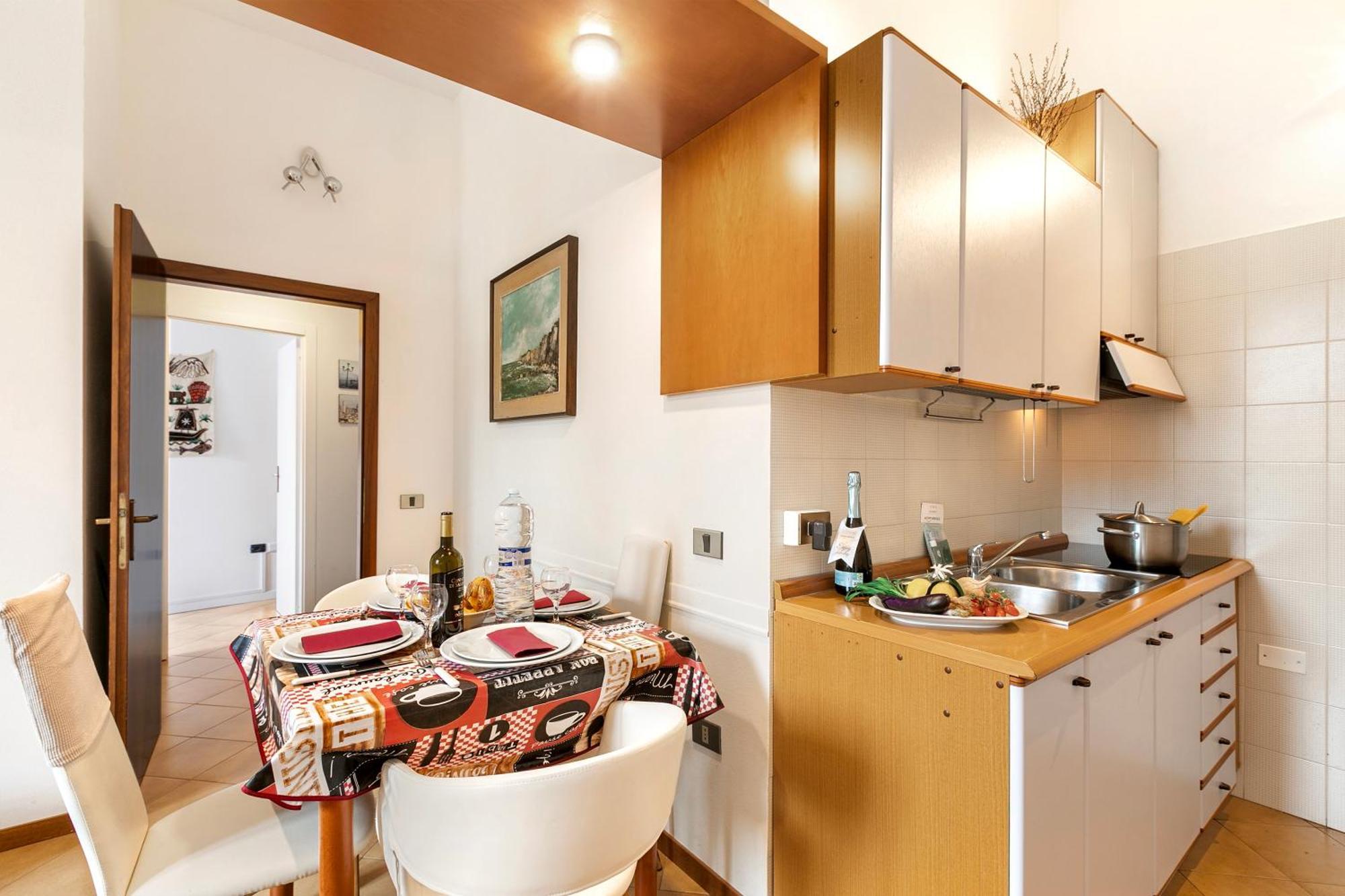 Lake View Historical Center Apartment - Happy Rentals Riva del Garda Exterior foto